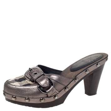 Pre Owned Burberry Metallic Leather And Check Canvas Studded Buckle Detail Clogs Sandals Size 36