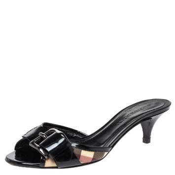 Pre Owned Burberry Novacheck Canvas And Black Patent Buckle Embellished Slides Size 37