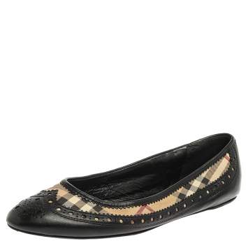 Pre Owned Burberry Black/Beige Nova Check Coated Canvas and Brogue Leather Ballet Flats Size 40
