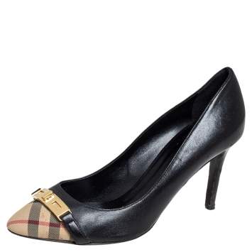 Pre Owned Burberry Black/Beige Check Fabric and Leather Turnlock Buckle Pumps Size 37.5 