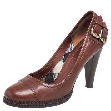 Pre Owned Burberry Brown Leather Buckle Block Heel Pumps Size 37.5