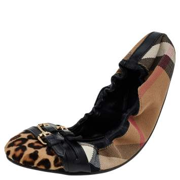 Pre Owned Burberry Black/Beige Novacheck Canvas and Leather Buckle Scrunch Ballet Flats Size 41