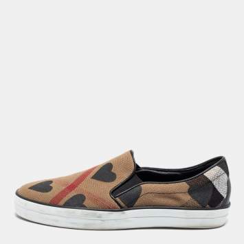 Pre Owned Burberry Beige Canvas House Check Heart Slip-On Sneakers Size 38