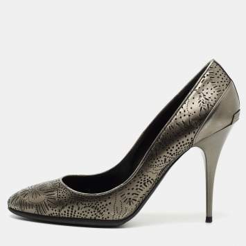 Pre Owned Burberry Metallic Grey Laser Cut Leather Pumps Size 40