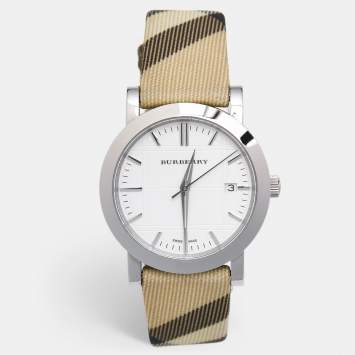 Pre Owned Burberry Silver Stainless Steel Canvas Nova Check BU1390 Women's Wristwatch 38  mm