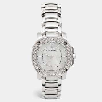 Pre Owned Burberry Mother Of Pearl Stainless Steel Diamond The Britain BBY1801 Women's Wristwatch 32 mm