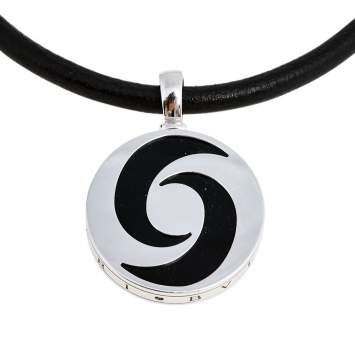 Pre Owned Bvlgari Optical Illusion Onyx 18K White Gold Stainless Steel Pendant Cord Necklace