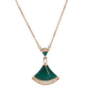 Pre Owned Bvlgari Divas' Dream Malachite Diamond 18K Rose Gold Pendant Necklace