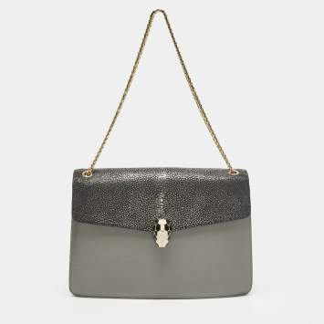 مملوكة مسبقًا Bvlgari Serpenti Forever Medium Two Tone Grey Leather and Stingray Shoulder Bag