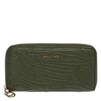 Pre Owned Bvlgari Green Leather Zip Around Wallet