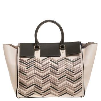 Pre Owned Carolina Herrera Beige/Green Wave Detailed Leather Vendome Tote