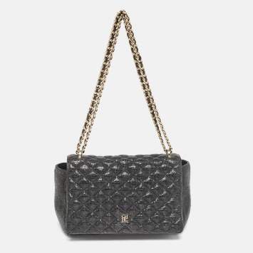 Pre Owned Carolina Herrera Black Quilted Textured Patent Leather Flap Chain Shoulder Bag