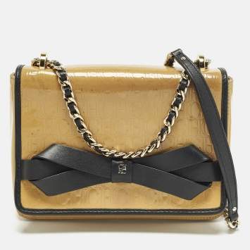 Pre Owned Carolina Herrera Bow Beige/Black Monogram Embossed Patent and Leather Shoulder Bag