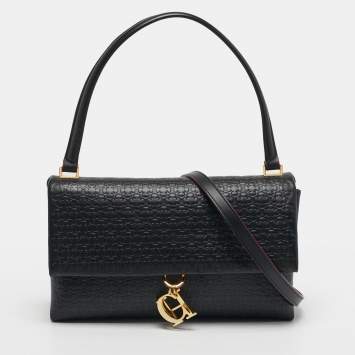 مملوكة مسبقًا Carolina Herrera Camelot Black Embossed Leather Shoulder Bag