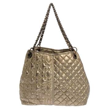 Pre Owned Carolina Herrera Metallic Gold Quilted Signature Leather Chain Tote
