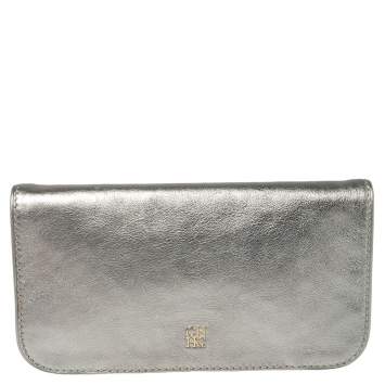Pre Owned Carolina Herrera Metallic Silver Leather Flap Clutch