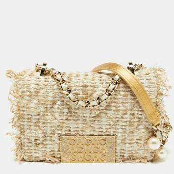 Pre Owned Carolina Herrera Beige/white Tweed and Leather Pearl Embellished Shoulder Bag