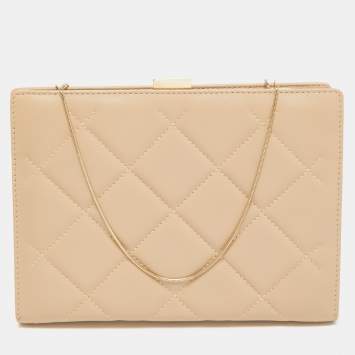 Pre Owned Carolina Herrera Beige Quilted Leather Frame Chain Clutch
