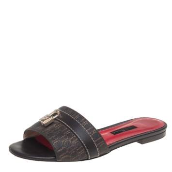Pre Owned Carolina Herrera Brown Signature Canvas Lock Flat Slides Size 39