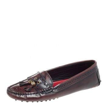 Pre Owned Carolina Herrera Two Tone Brogue Leather Logo Charm Slip On Loafers Size 39