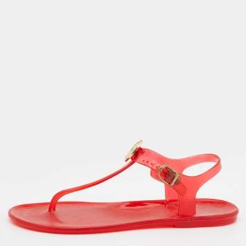 Pre Owned CH arolina Herrera Red Rubber Logo Thong Flat Sandals Size 37