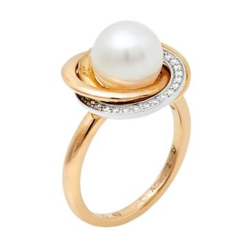 Pre Owned Cartier Trinity Cultured Pearl Diamond 18K Three Tone Gold Ring 49