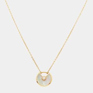 مملوكة مسبقًا Cartier Amulette de Cartier Diamond Mother of Pearl 18K Yellow Gold Necklace XS