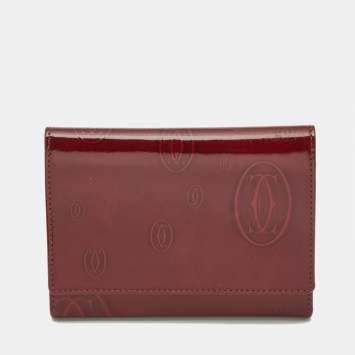مملوكة مسبقًا Cartier Happy Birthday Burgundy Patent Leather Trifold Wallet