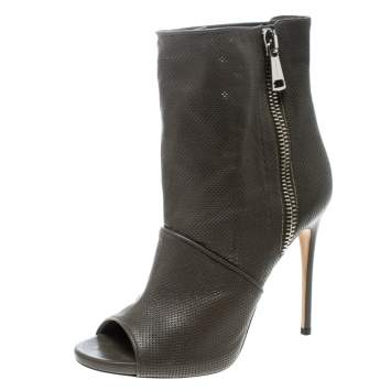مملوكة مسبقًا Casadei Olive Green Perforated Leather Double Zipper Peep Toe Ankle Boots Size 38.5