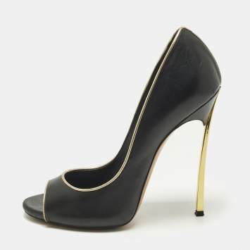 مملوكة مسبقًا Casadei Blade Size 38 Black/Gold Leather Peep Toe Pumps