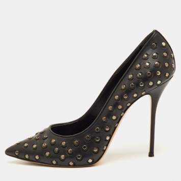 مملوكة مسبقًا Casadei Size 40.5 Black Leather Studded Pointed Toe Pumps