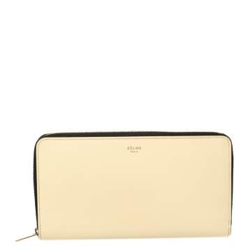 Pre Owned Celine Cream Patent Leather Zip Around Wallet