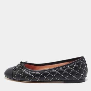 Pre Owned CH Carolina Herrera Black Leather Ballet Flats Size 39