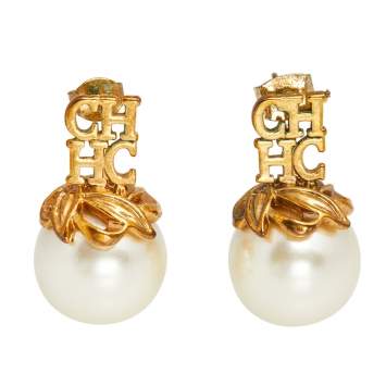 Pre Owned CH Carolina Herrera Faux Pearl Gold Tone Logo Earrings