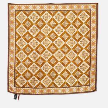 Pre Owned CH Carolina Herrera Brown Printed Silk Scarf