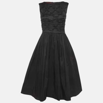 مملوكة مسبقًا فستان سي إتش كارولينا هيريرا قطن مجعد أسود ميدي مقاس صغير (سمول)