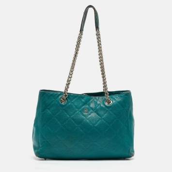 Pre Owned CH Carolina Herrera Green Quilted Embossed Leather Chain Tote