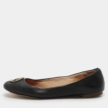 Pre Owned CH Carolina Herrera Black Leather Logo Embellished Ballet Flats Size 39
