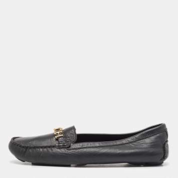 Pre Owned CH Carolina Herrera Black Leather CHCH Logo Loafers Size 40