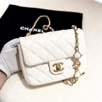 Pre Owned Chanel Square Flap White Leather Chain Shoulder Bag