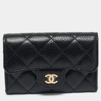 مملوكة مسبقًا Chanel Black Quilted Caviar Leather Classic Flap Card Holder