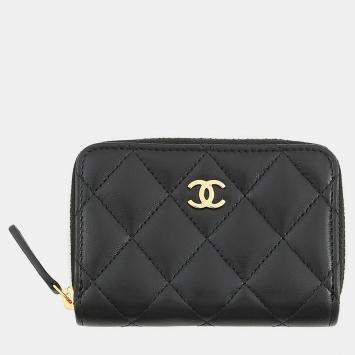 Pre Owned Chanel Matelasse Classic Zip Coin Purse Black Lambskin