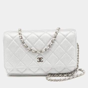 Pre Owned Chanel Silver Quilted Patent Leather CC Wallet on Chain