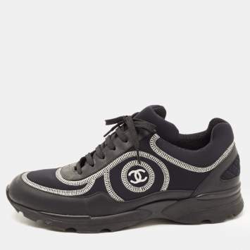 Pre Owned Chanel Black Leather and Fabric CC Low Top Sneakers Size 40