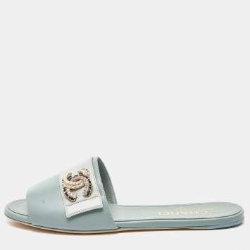 Pre Owned Chanel Pale Green Leather Crystal/Pearl Embellished CC Logo Flat Slides Size 38.5