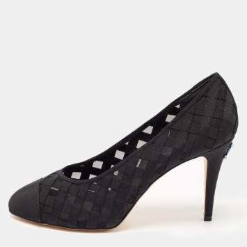 Pre Owned Chanel Black Mesh and Canvas CC Pumps Size 41