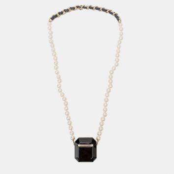 Pre Owned Chanel Black 21A Airpod Case Necklace