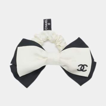 Pre Owned Chanel Black Silk Bow Scrunchie 