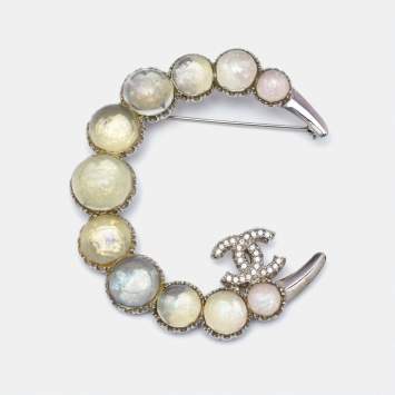 Pre Owned Chanel CC Resin Crystal Moon Silver Tone Brooch