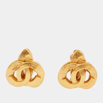 Pre Owned Chanel CC Heart Gold Tone Clip On Earrings